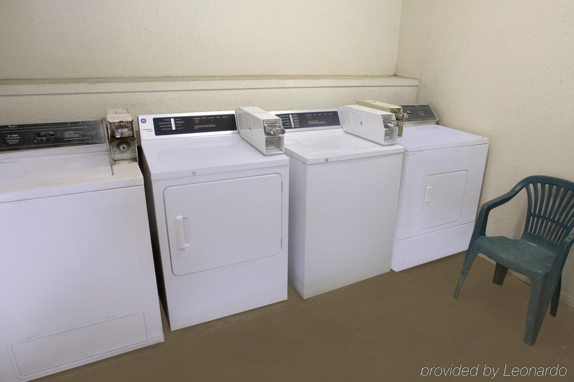 Americas Best Value Inn Giddings Einrichtungen foto